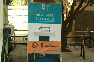 IIT Delhi Develops Environmentally Friendly, Easily Scalable, Smart and Modular Electric Vehicle Charger